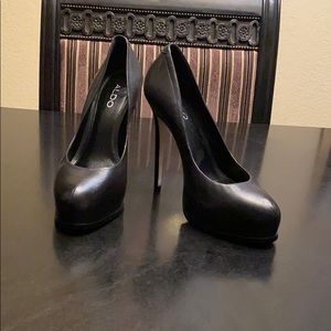🌹Aldo Black Leather Platform Heels🌹